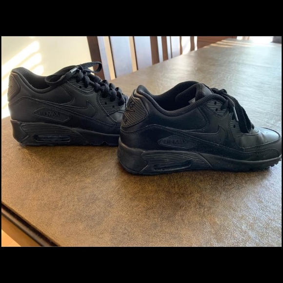 Nike Air Force sneakers size 6 youth (woman’s8) - Picture 1 of 6